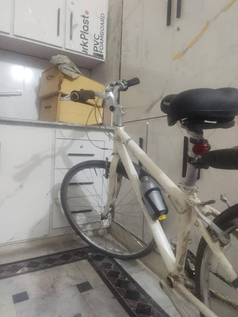 2 cycle good condition 4