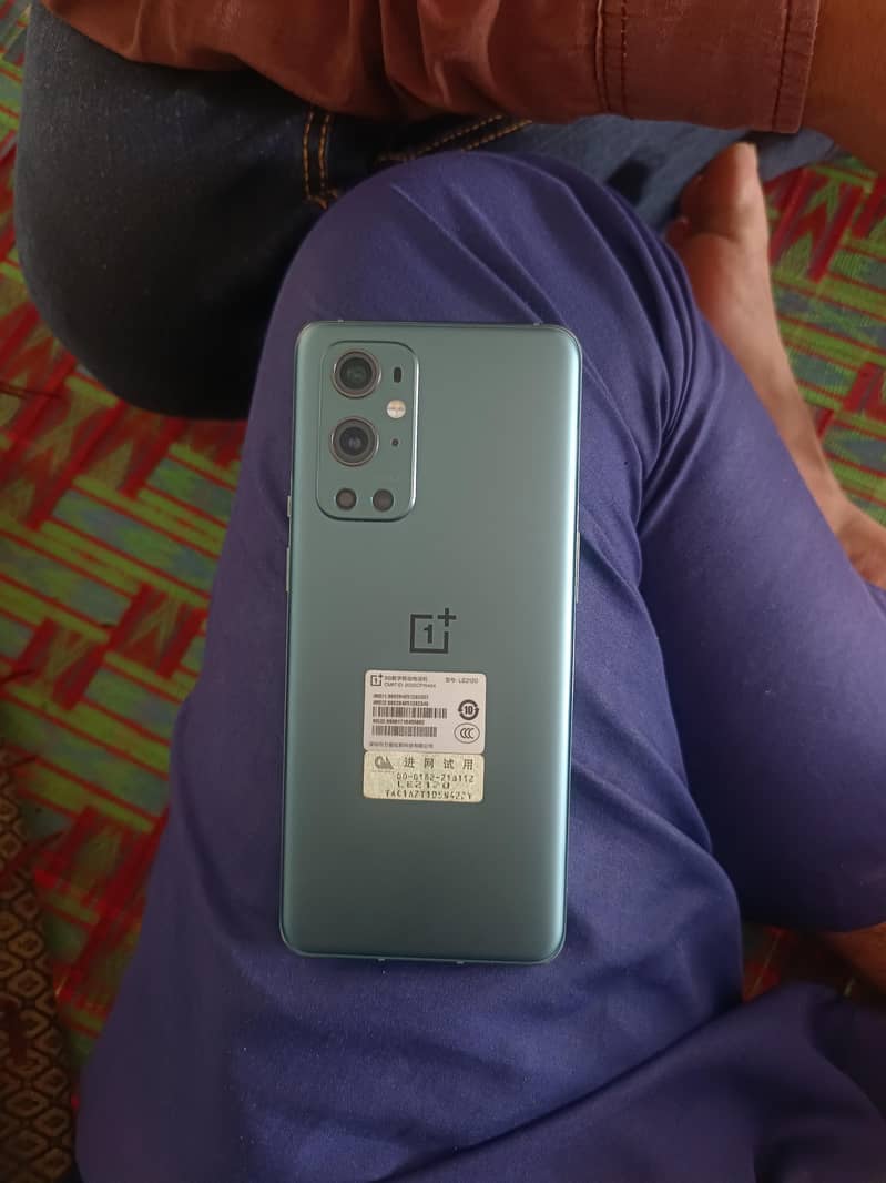 One Plus 9 Pro 5G 0