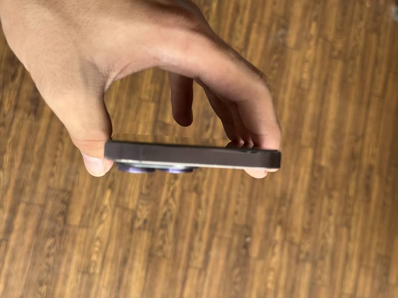 Apple iPhone 14 Pro Max 2