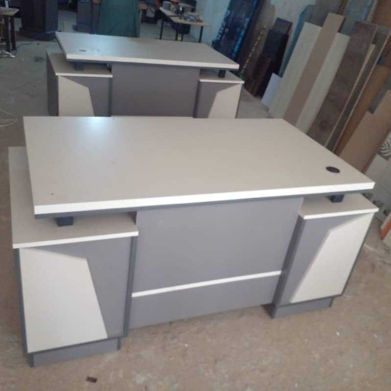 Office Table/Computer table/Executive table/Workstation/Meeting Table 7