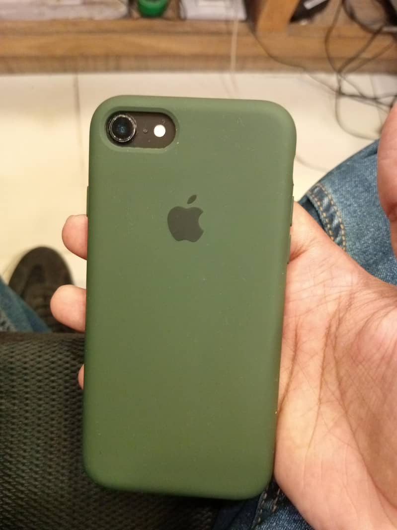 Apple iPhone 8 5