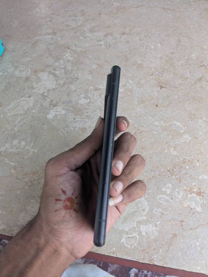 Google Pixel 6 4