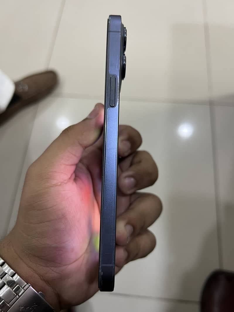Apple iPhone 13 Pro Max 3