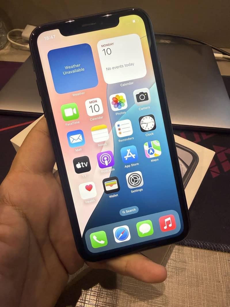 Apple iPhone XR 1