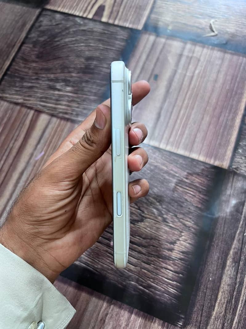 Apple iPhone 17 Pro 3