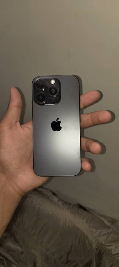 Apple iPhone 16 Pro