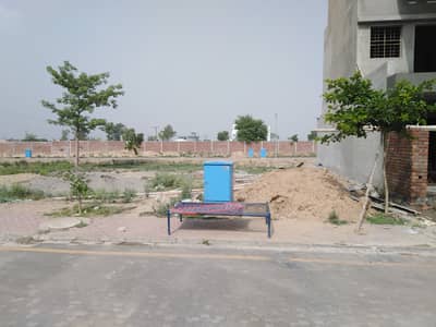 8 Marla Residential Plot Available For Sale In Umer Block Bahria Town Lahore
