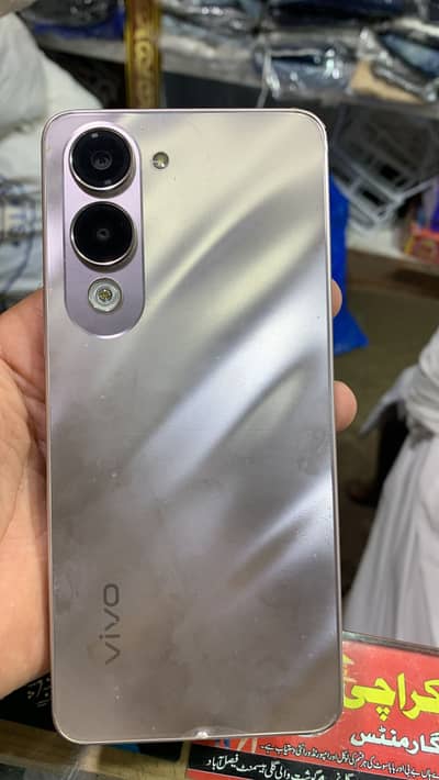Vivo Y04