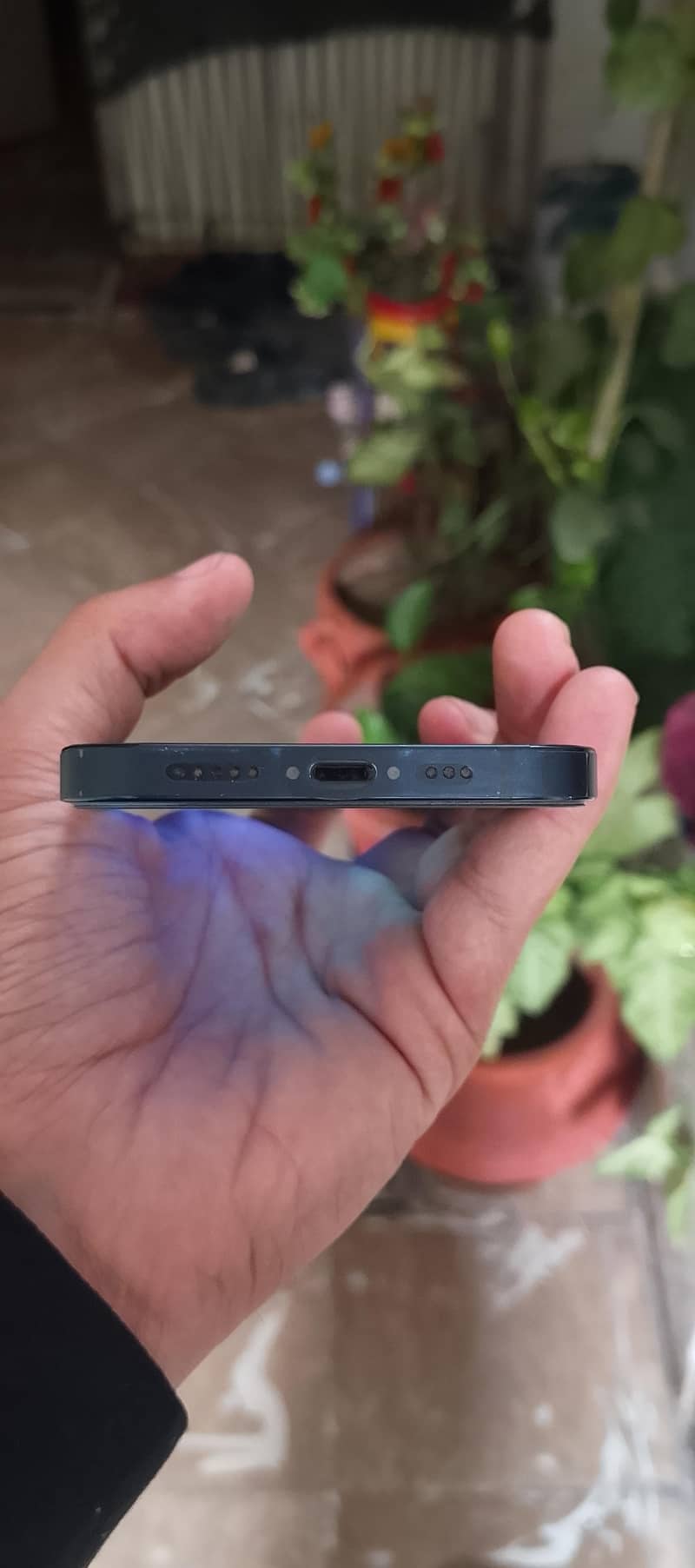 Apple iPhone 12 3