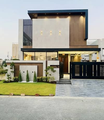 10 Marla Furnished Elegant Designer Bungalow Phase 5