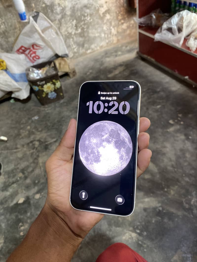 Apple iPhone 14 2