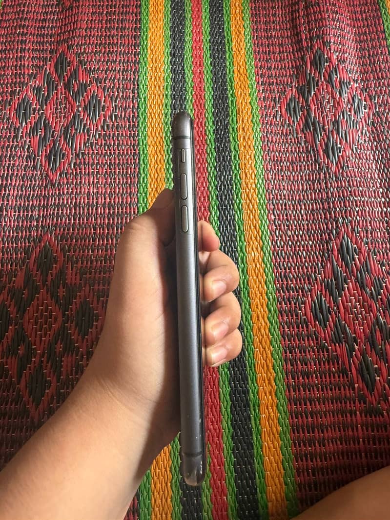 Apple iPhone 11 1