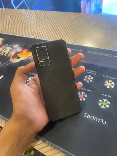 Vivo V21e