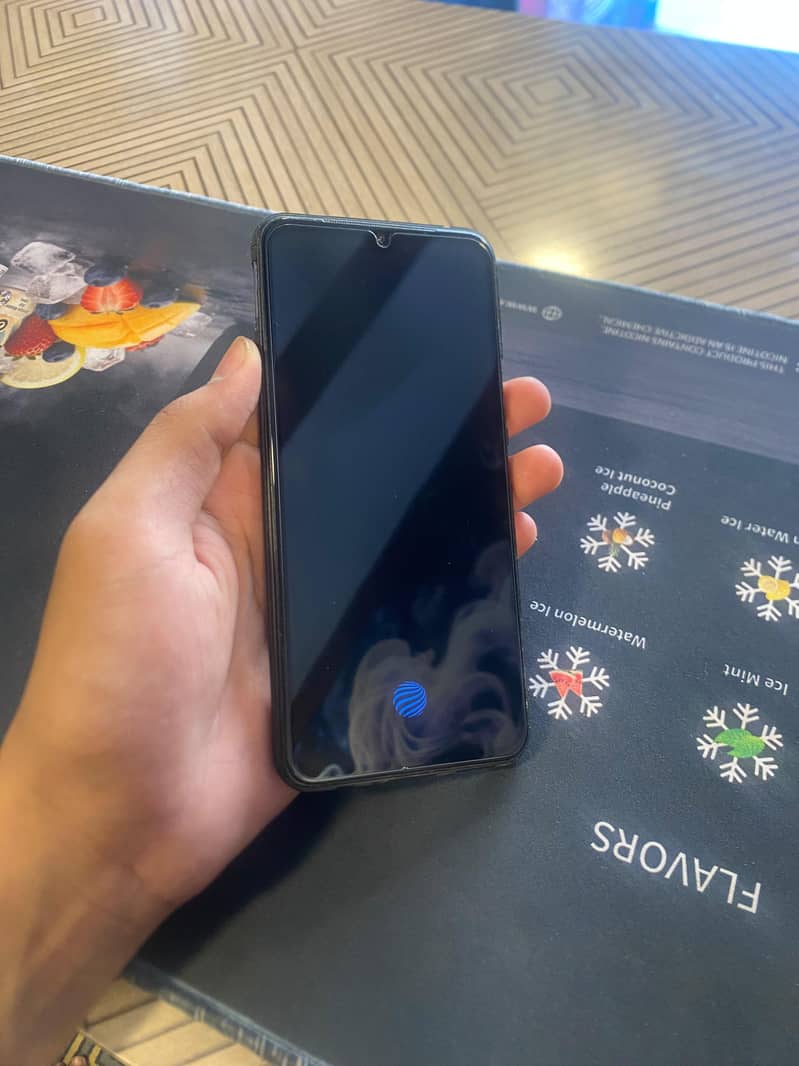 Vivo V21e 1