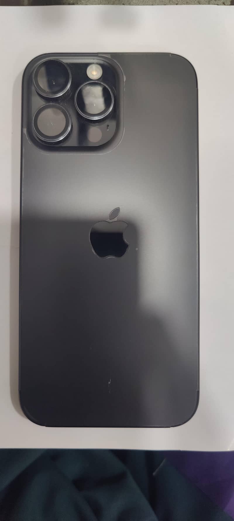 Apple iPhone 16 Pro Max 2