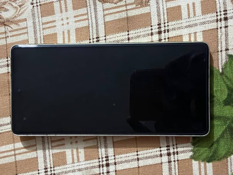Google Pixel 7 4