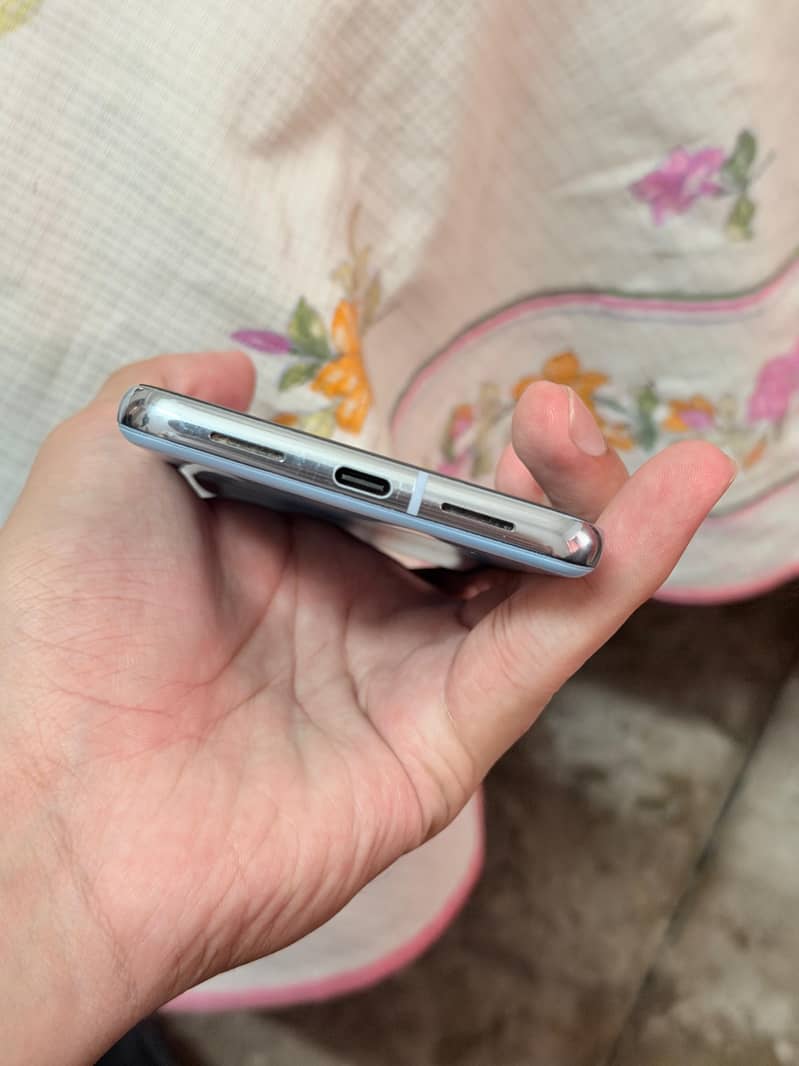 Google Pixel 8 Pro 3