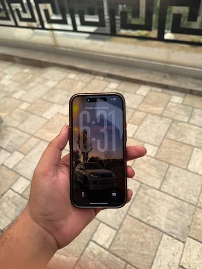 Apple iPhone 16
