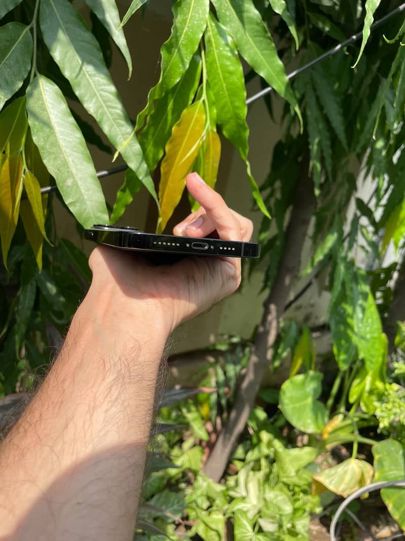 Apple iPhone 14 Pro Max 5