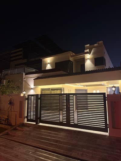 10 Marla Elegant Designer Bungalow Phase 4