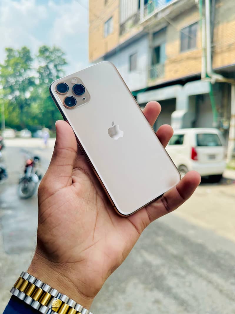 Apple iPhone 11Pro 3