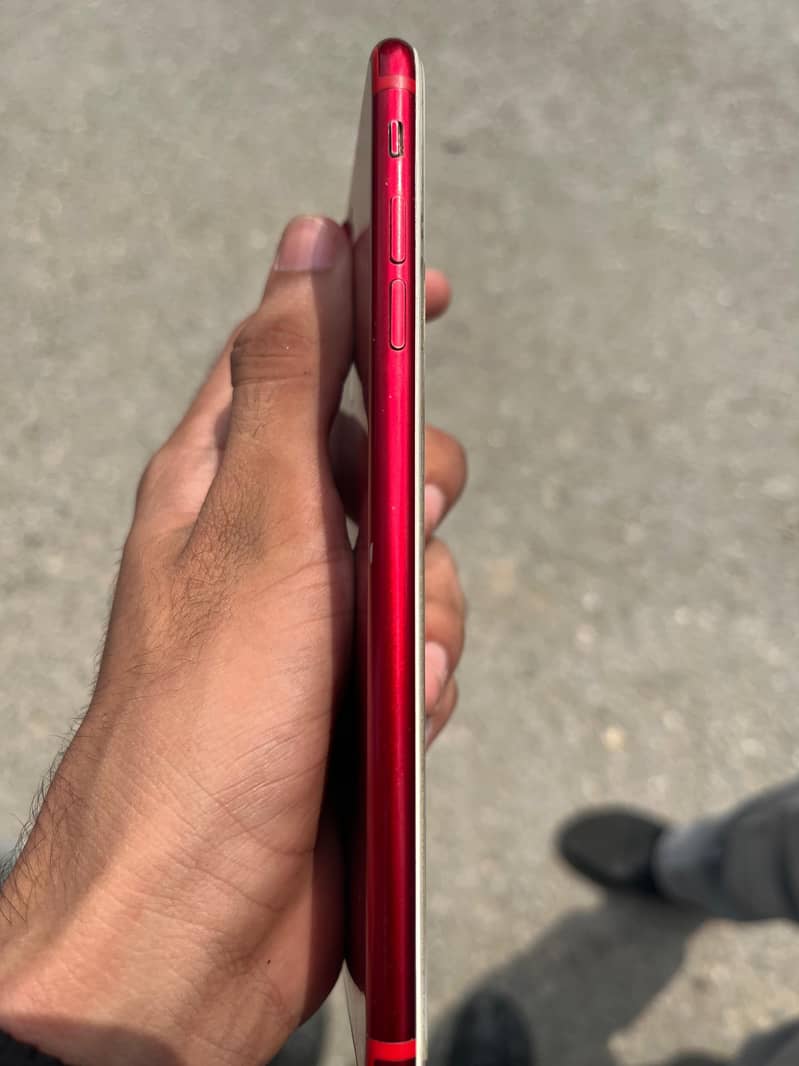 Apple iPhone 7 Plus 0