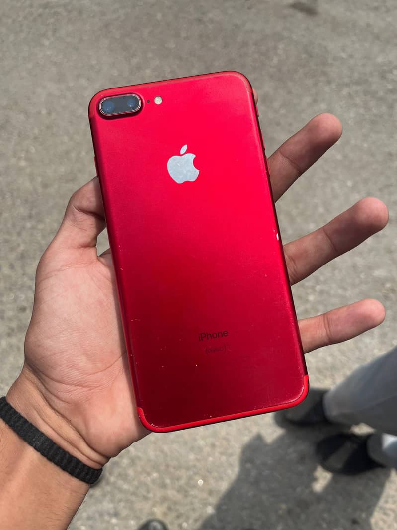Apple iPhone 7 Plus 1