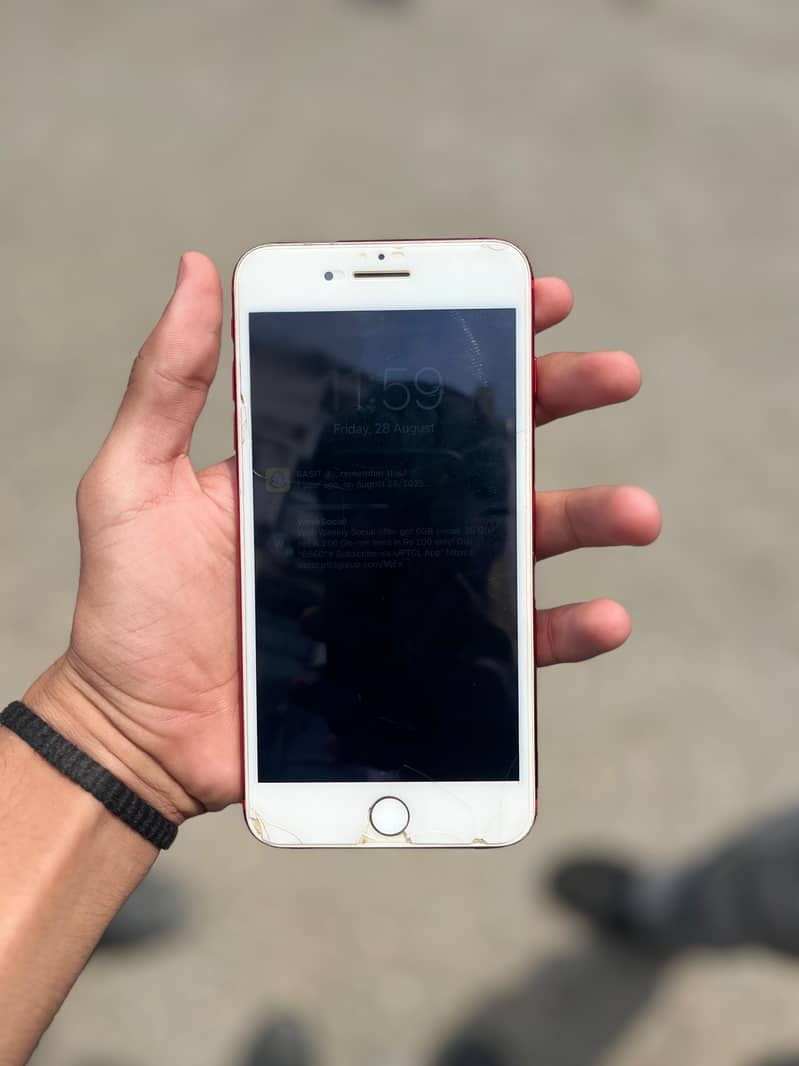 Apple iPhone 7 Plus 4