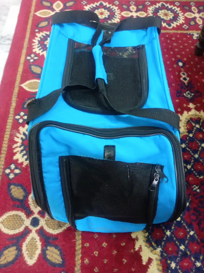 imported pet ( cats & dogs) travelling bag — photo 3