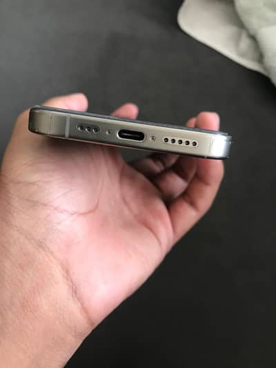 Apple iPhone 15 Pro