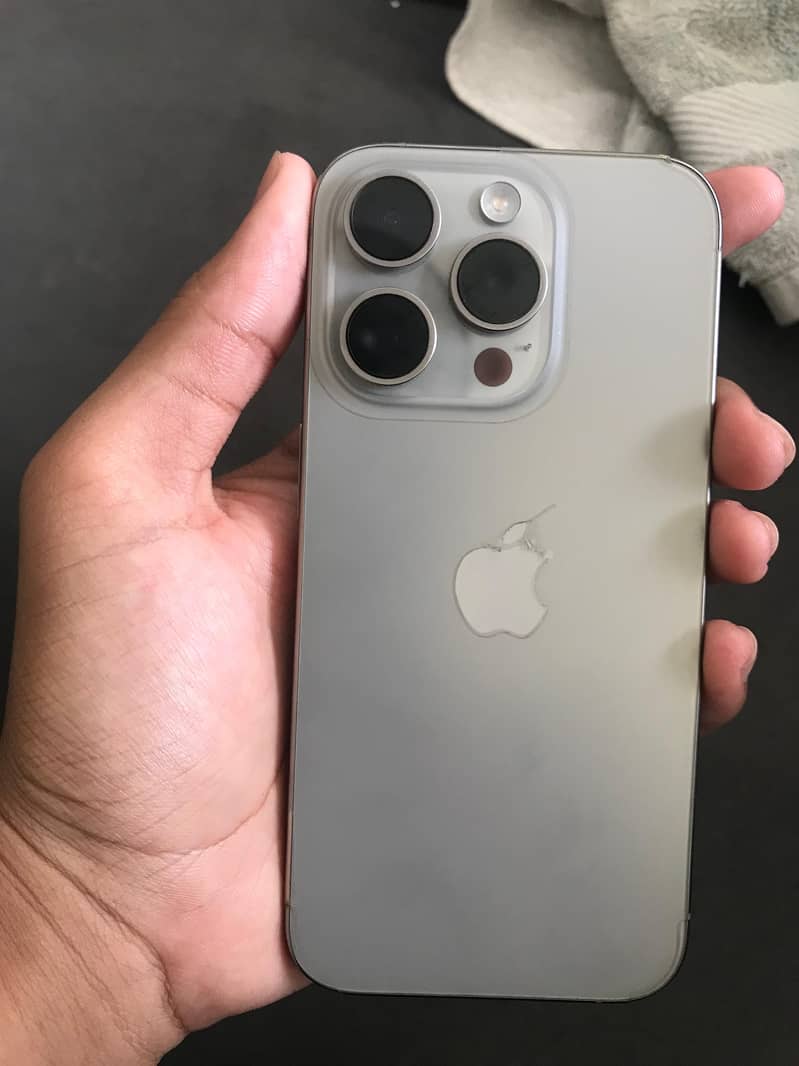 Apple iPhone 15 Pro 1
