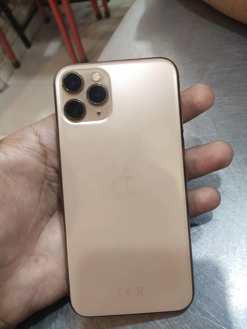 Apple iPhone 11 Pro 1