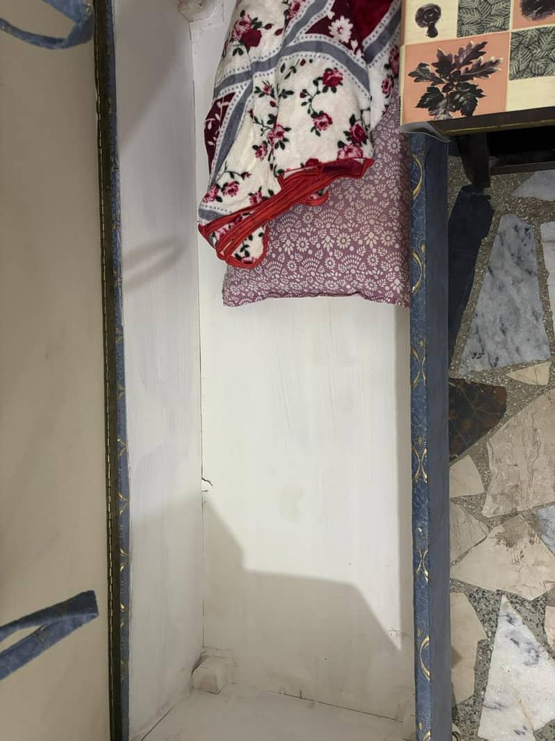 Bed and Sofa 5