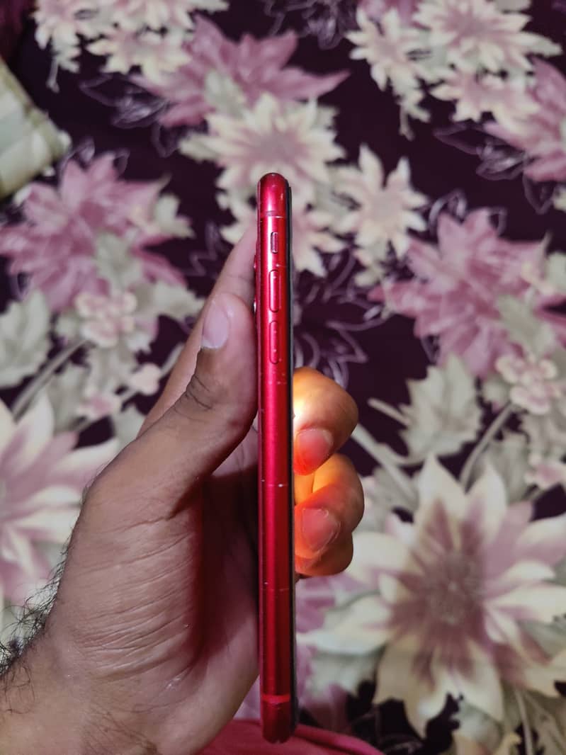 Apple iPhone 11 7