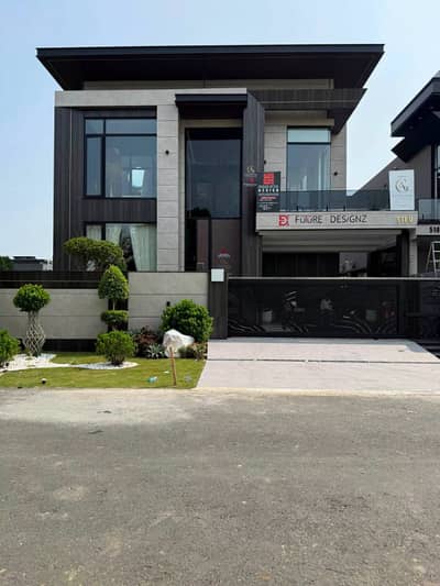 1-Kanal Fully Furnished Luxury House with 5 Master Bedrooms for Sale