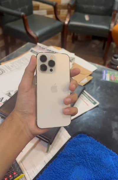 Apple iPhone 13 Pro