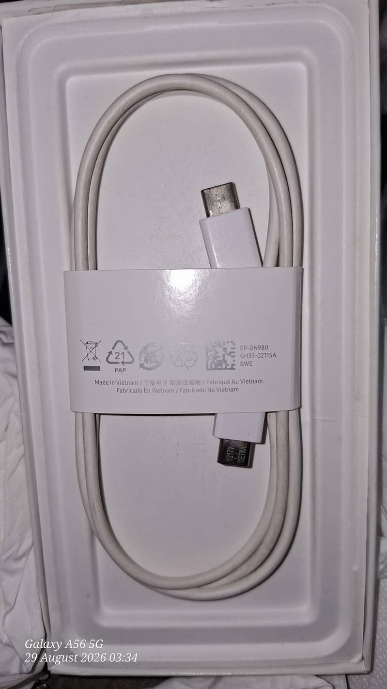 Samsung Type-C Charging Cable - Box Pulled 0