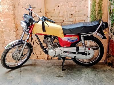 Honda CG 125 2010 Model | All Genuine | Lahore Registered,