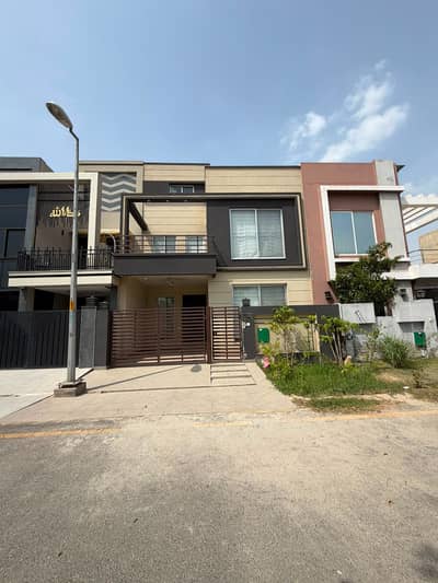 Brand New 5 Marla House For Rent in Bahria Orchard Phase 2 Block C Raiwind Lahore