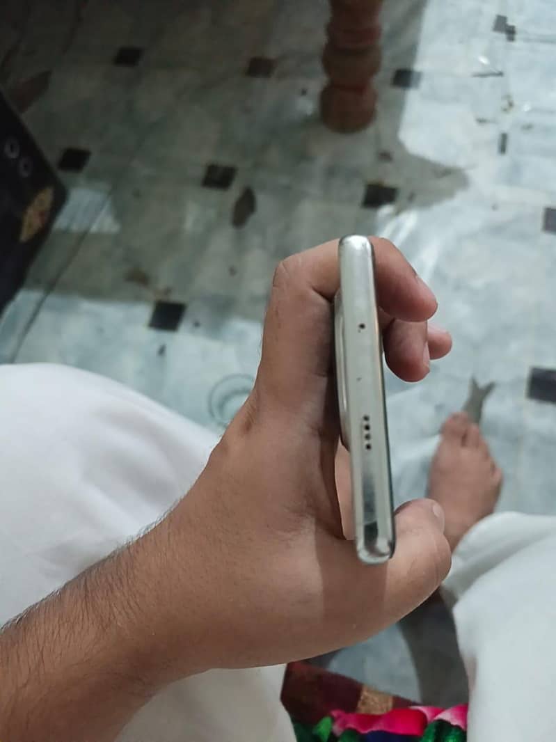 Tecno Spark 20 Pro Plus 2