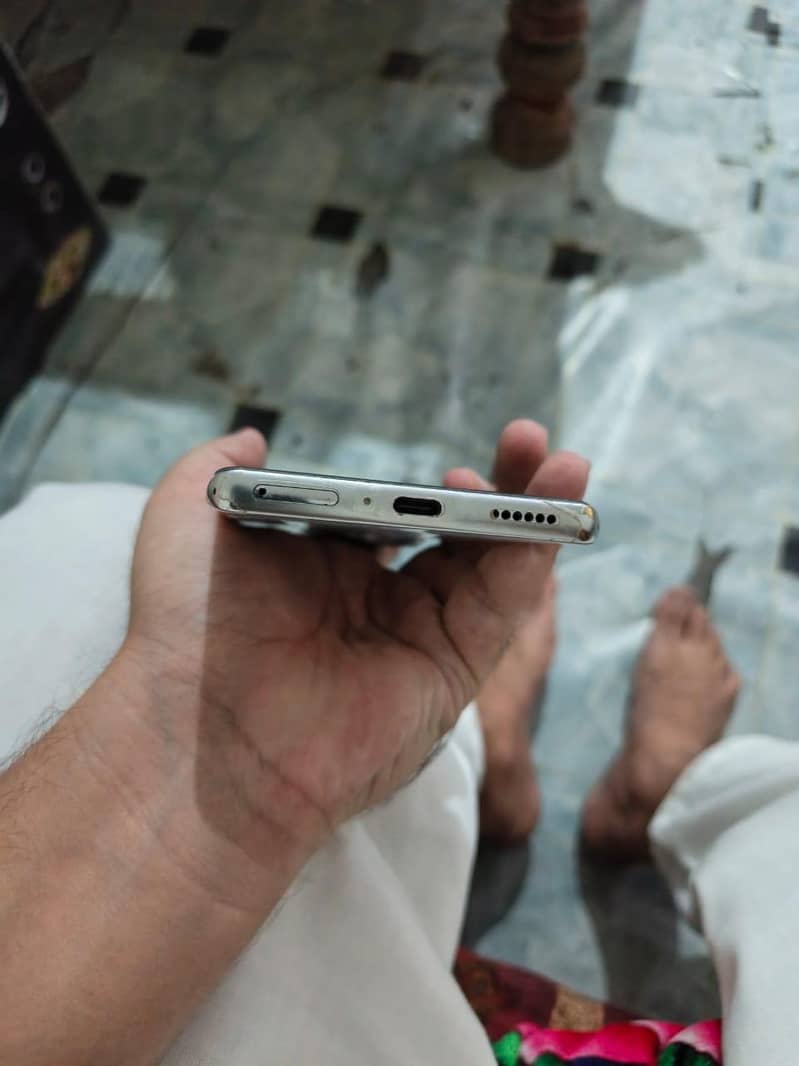 Tecno Spark 20 Pro Plus 3