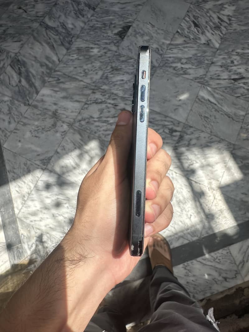 Apple iPhone 12 Pro 2
