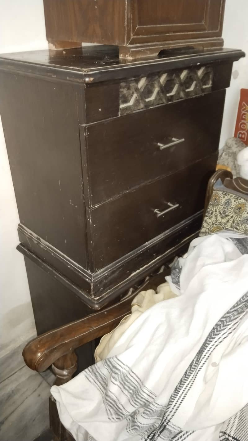 2 bed side table sets, drawers 2