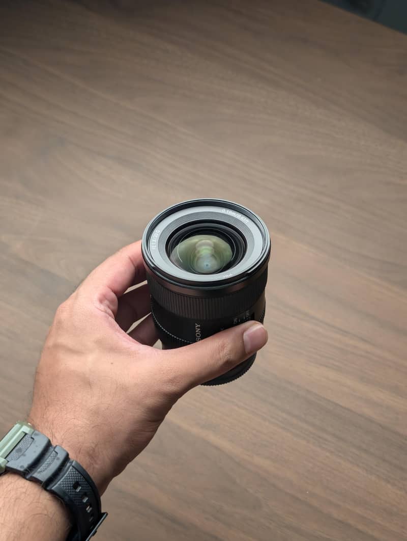 Box Pulled Sony Lenses 5
