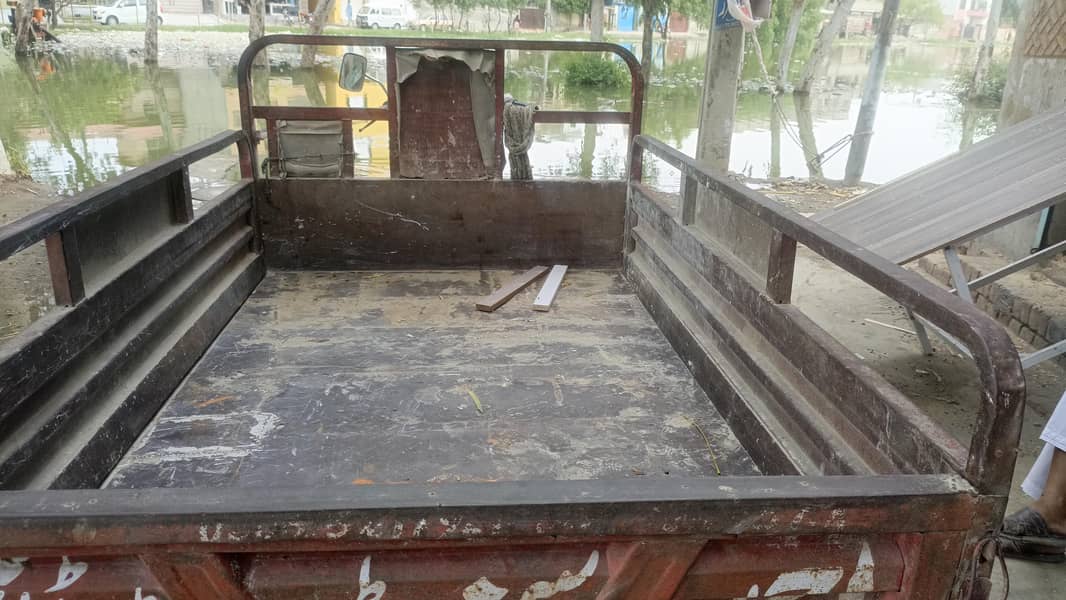 used rickshaw 1