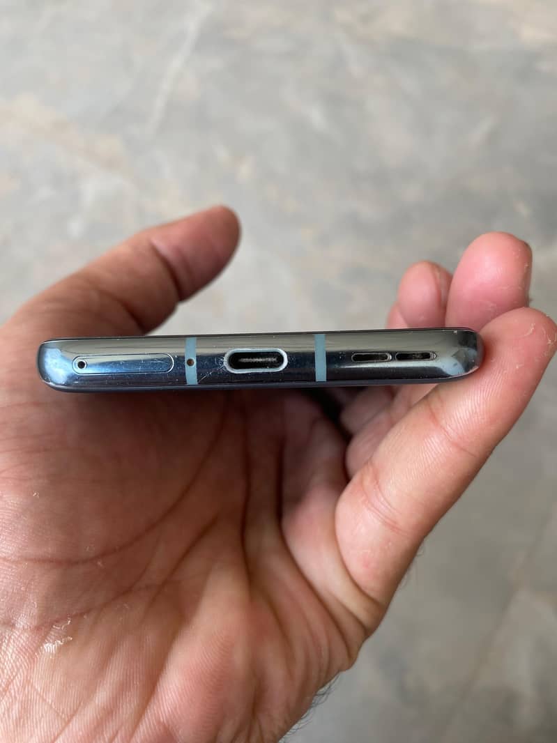 One Plus 9 Pro 5g 5