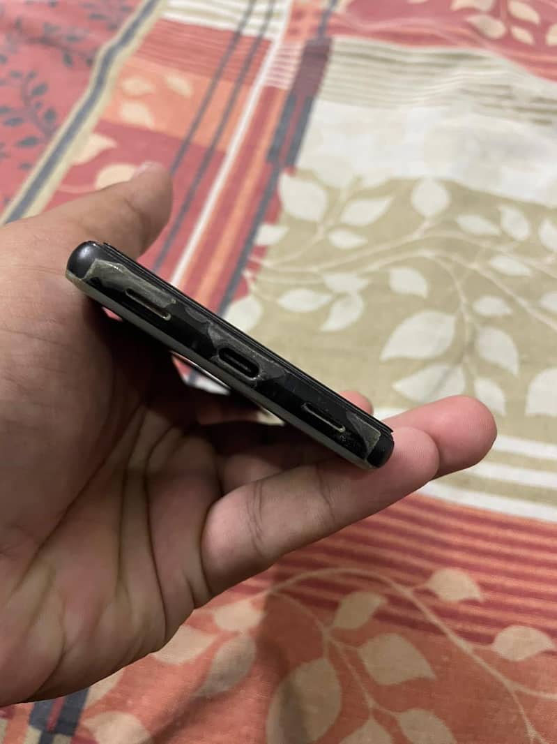 Google Pixel 6a 3