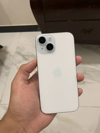 Apple iPhone 15