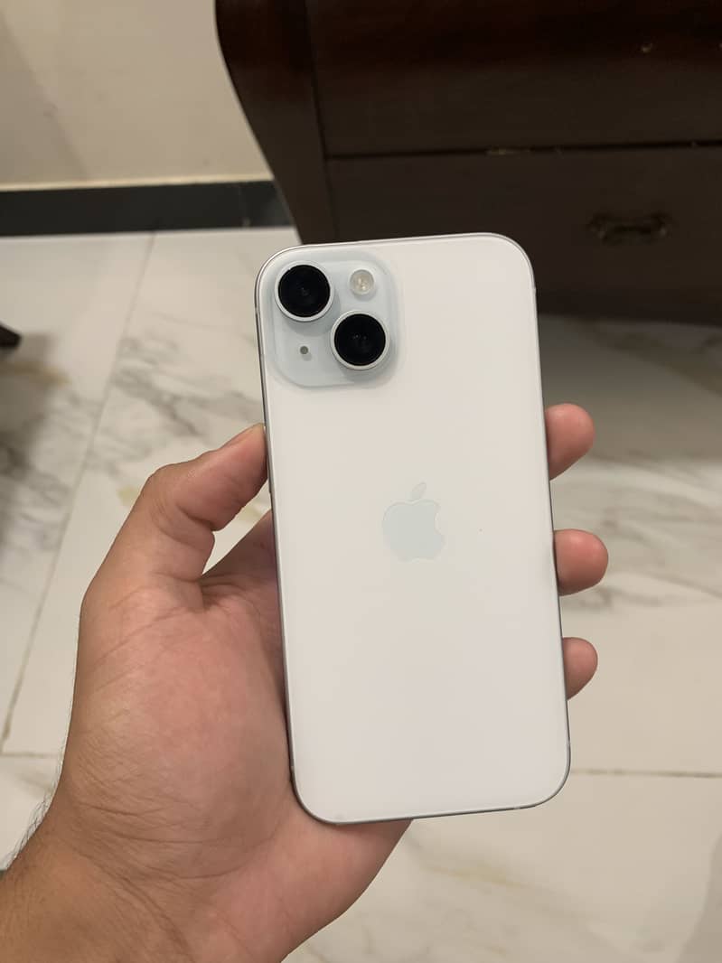 Apple iPhone 15 0