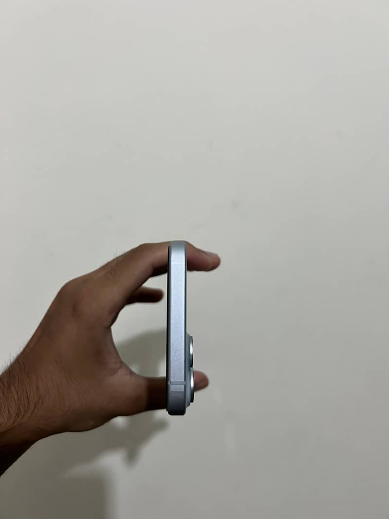 Apple iPhone 15 plus 4